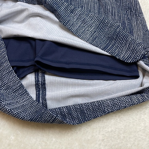 Athleta Midtown Batik Skort Navy and White Size 10 - Picture 8 of 11